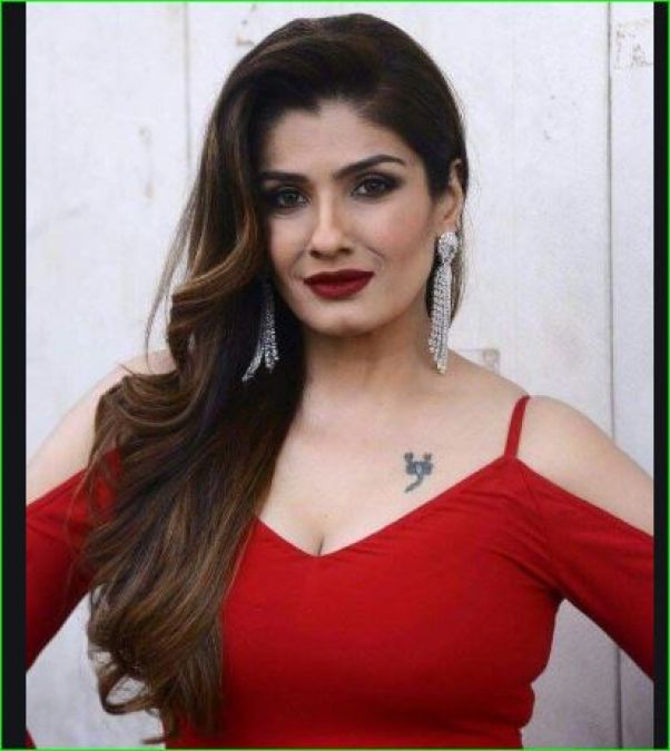 Raveena Tandon came forward to help family of drivfer died in Palghar violence